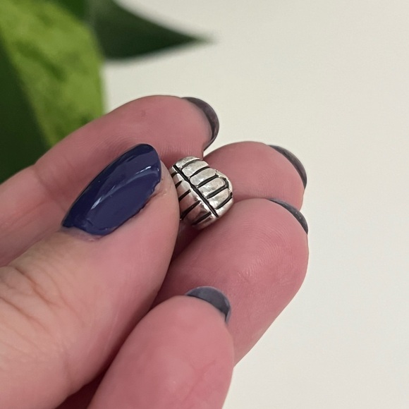 Retired Pandora Shell & Starfish Charm 🐚⭐️ - Picture 5 of 7